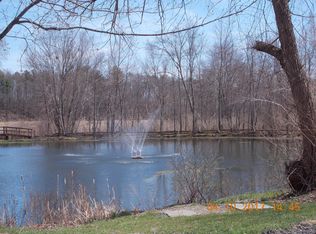 101 Granite Pl, Lafayette, NJ 07848