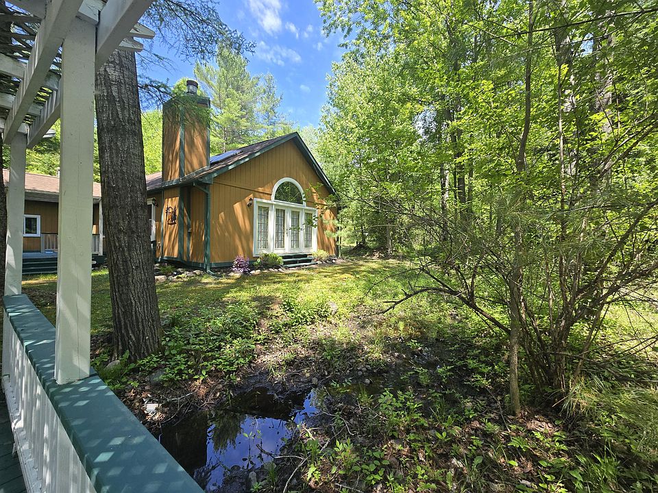 1st image of 2115 Drummond Rd