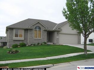 15205 Vane St, Bennington, NE 68007