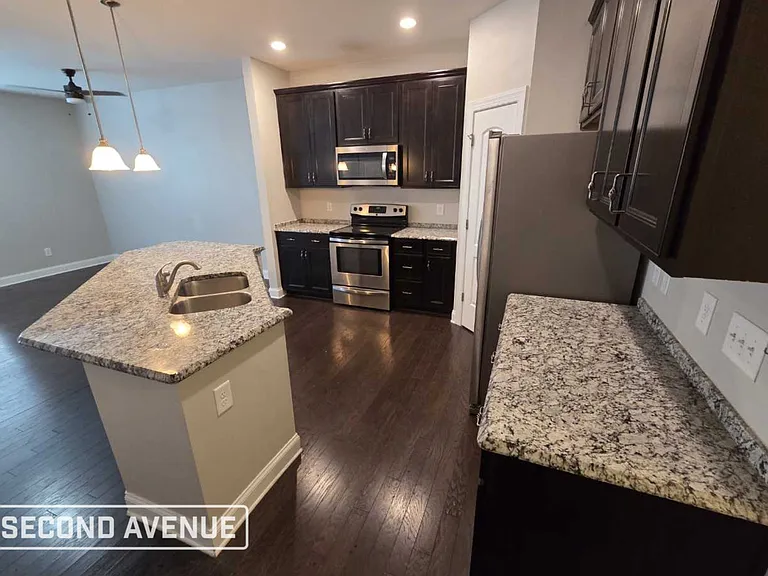 206 Crane Creek Way — Photo 4