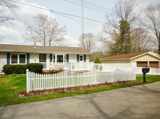 2945 Meade Rd, Allegan, MI 49010