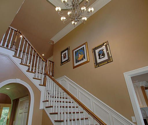 5th image of 12213 Amberset Dr