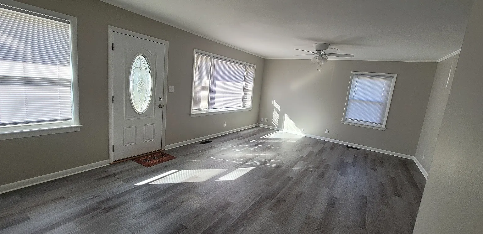 2 bed, 1745 sqft, $1,700 — Photo 4