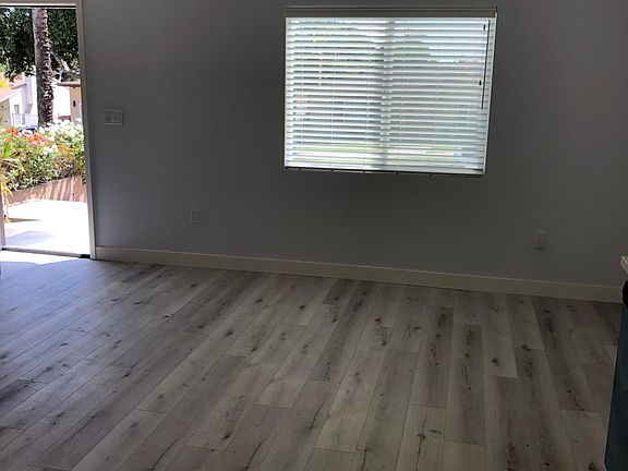 5th image of 608 S Bel Aire Dr