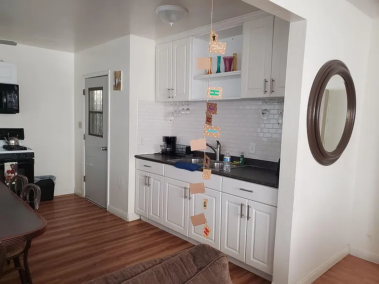 1135 Highland Ave — Photo 6