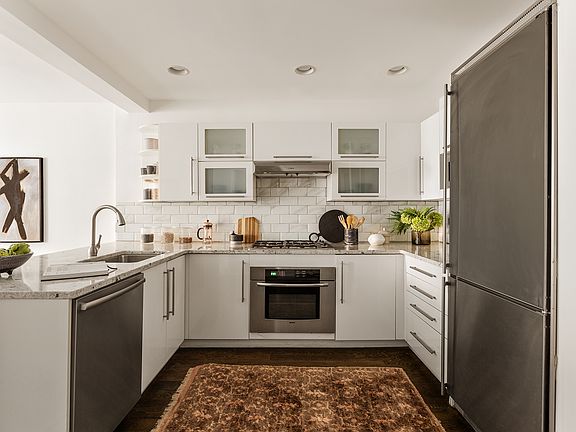 5th image of 257 W 117th St APT 2G