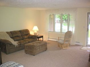 3009 E Chesterfield Ln, Muncie, IN 47303