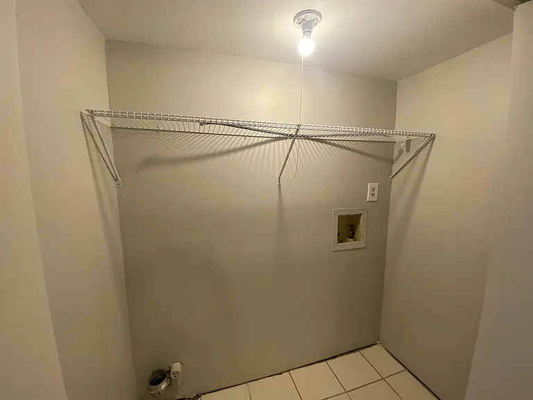469 Crabapple Ct #B — Photo 17