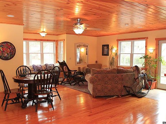 5th image of 30 Crommelin Dr