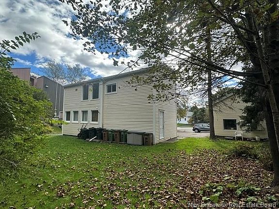 4th image of 236 Millidge Ave