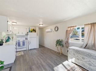 210 W Bonnie Claire Ct, Pahrump, NV 89048
