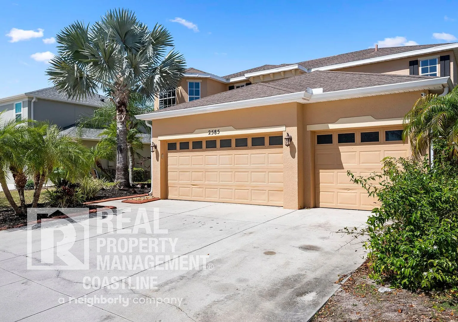 Discover North Port Luxury! 4bd 3.5ba - Available Now! — Photo 4