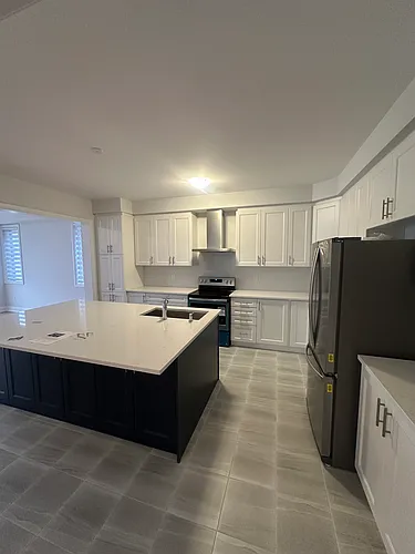 904 Knights Ln Photo 1