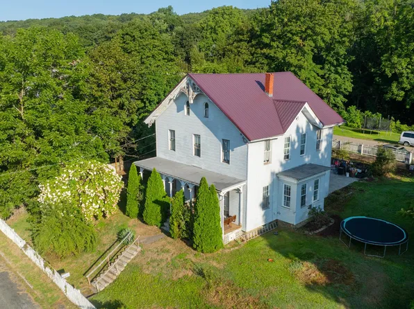 1107 Arch St, Ashland, PA 17921