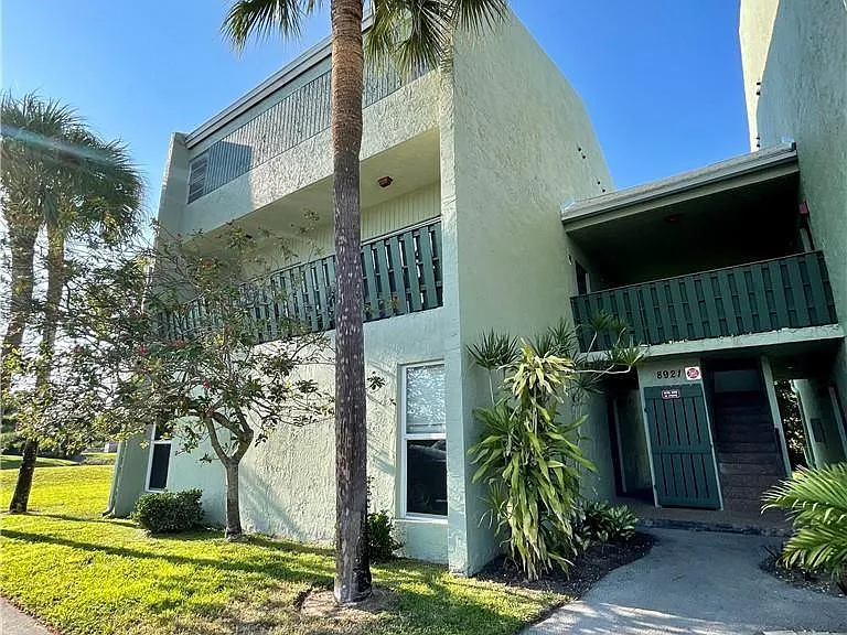 8921 NW 28th Dr #64-D — Photo 12