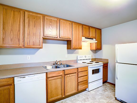 3rd image of 1207 Beach Ave