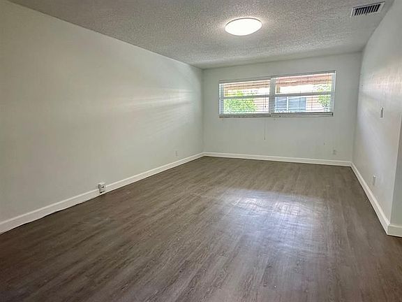 5th image of 4612 Poinciana St APT 2