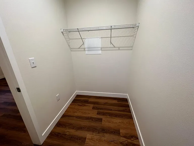 110 N Jefferson St #A — Photo 12