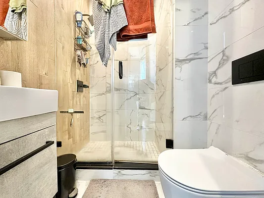 Rented by Doorway NYC, LLC | media 52