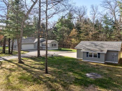 19905 Maple Ln, Howard City, MI, 49329