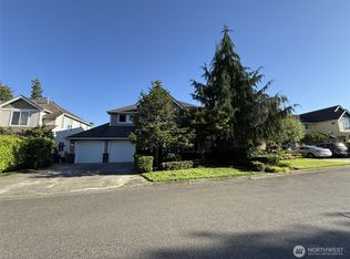 16749 SE 173rd St, Renton, WA 98058