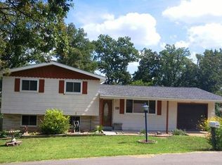 2840 Harmony Hills Dr, Arnold, MO