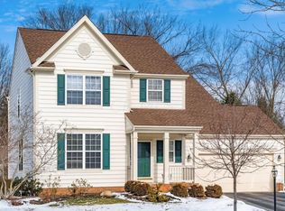 180 Timber Oak Dr, Powell, OH 43065