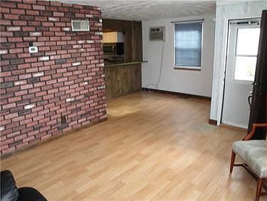 2nd image of 1323 New York Ave