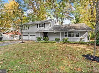 1420 Stafore Dr, Bethlehem, PA 18017
