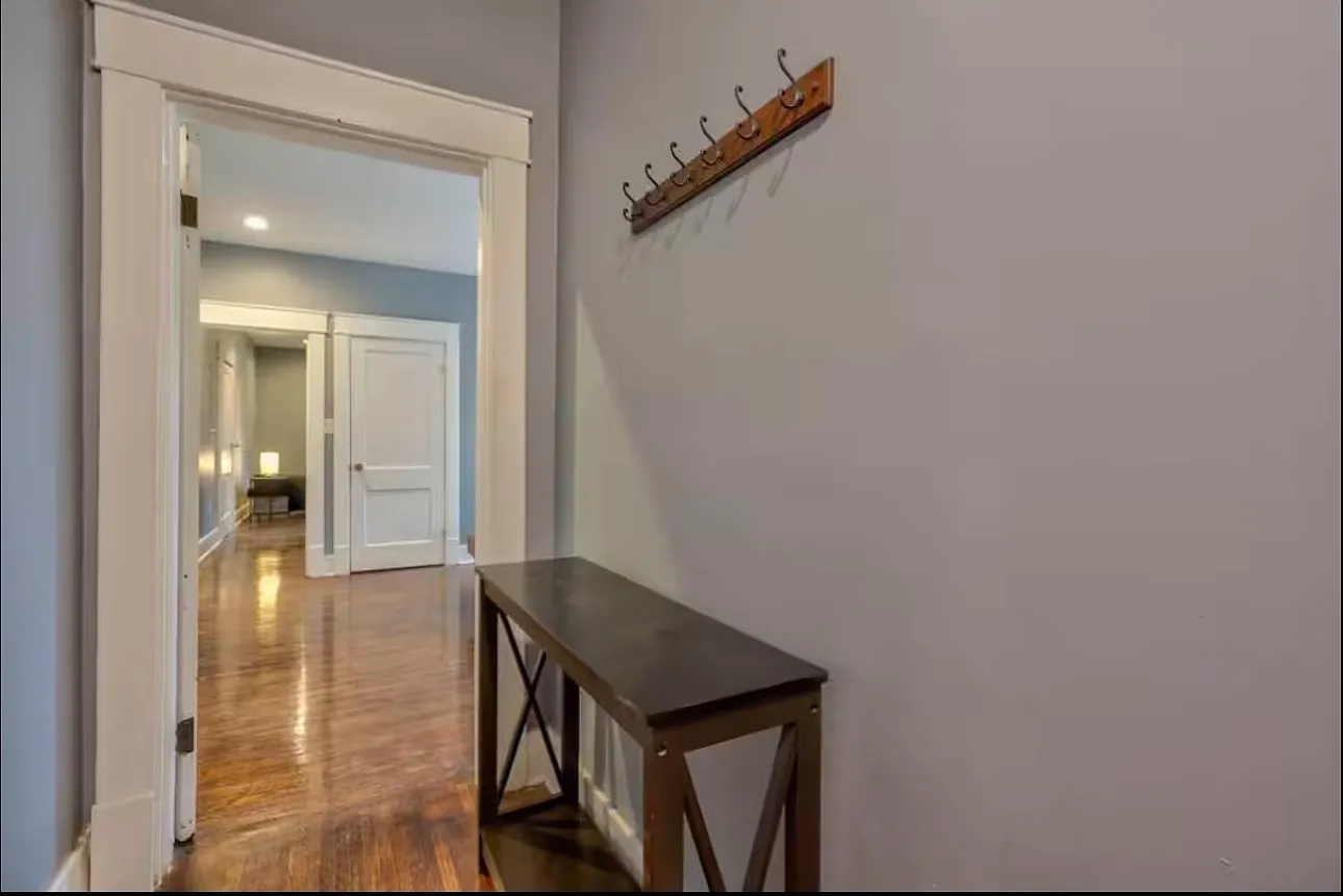 1 bed, 650 sqft, $1,150 — Photo 2