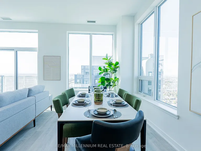 5105 Hurontario St #Penthouse 6 — Photo 10
