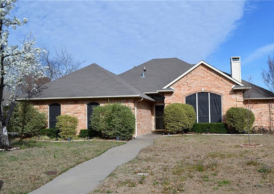 1st image of 10507 Woodland Dr