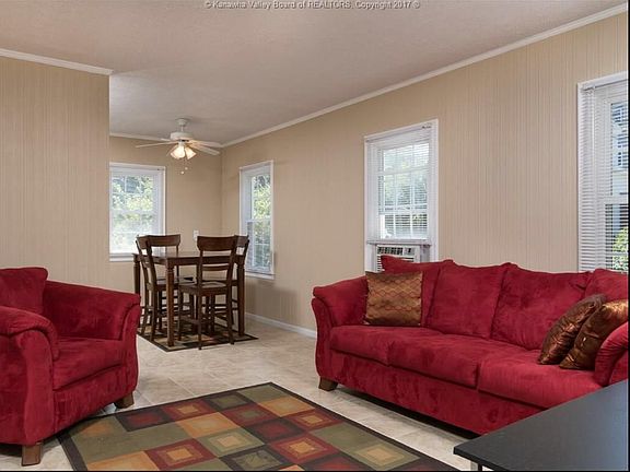 Fully furnished (washer and dryer included!)