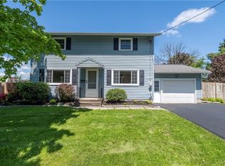 107 Rosewood Dr, Liverpool, NY 13090