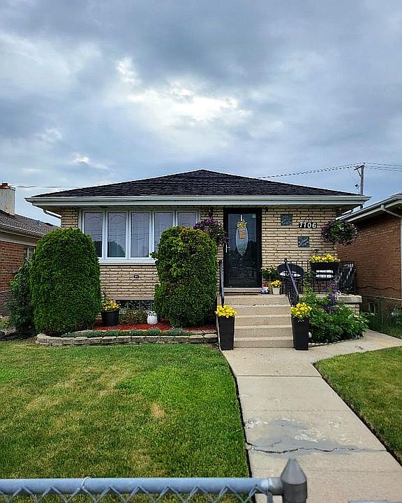 1st image of 7706 Newland Ave