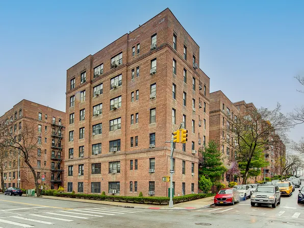 67-71 Yellowstone Boulevard image 1 of 20