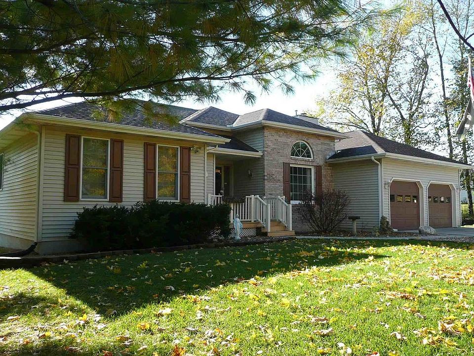 1st image of 21584 Carriage Dr