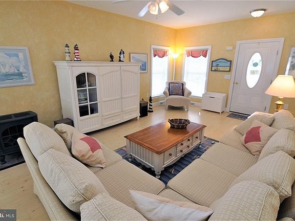 5th image of 38968 Willow Ln