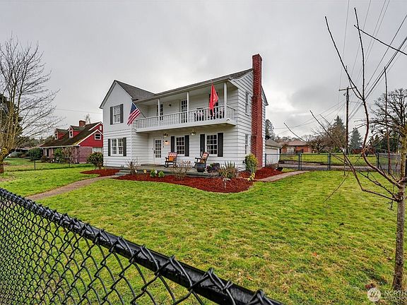 2nd image of 1615 SW Snively Avenue