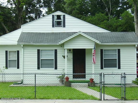 2nd image of 8236 Berry Ave