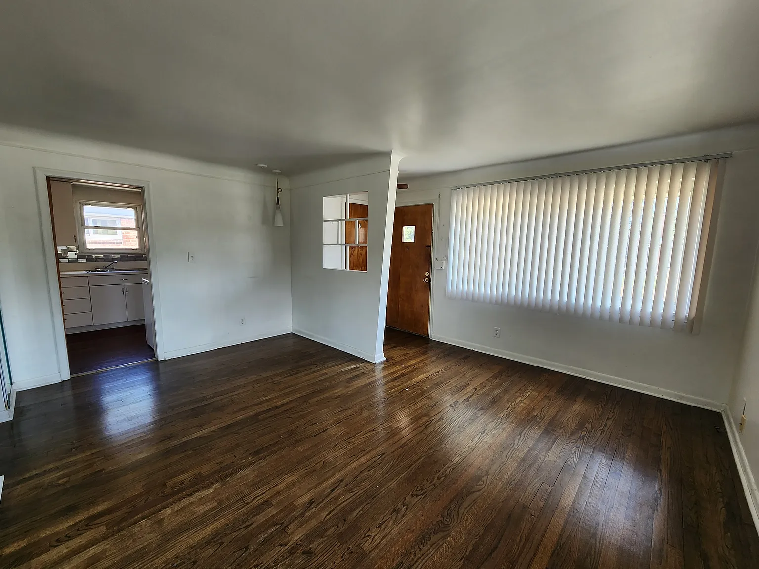 27605 Grant Street - 1 — Photo 4