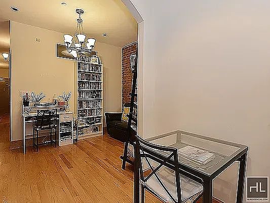 5th image of 598 6th St APT 3C