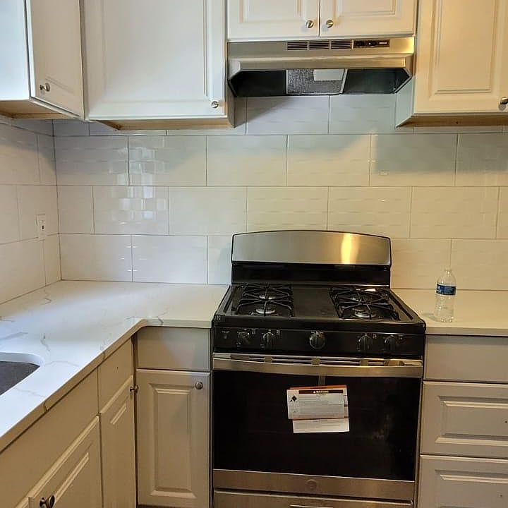 2nd image of 22 Vernon Ter Floor 2