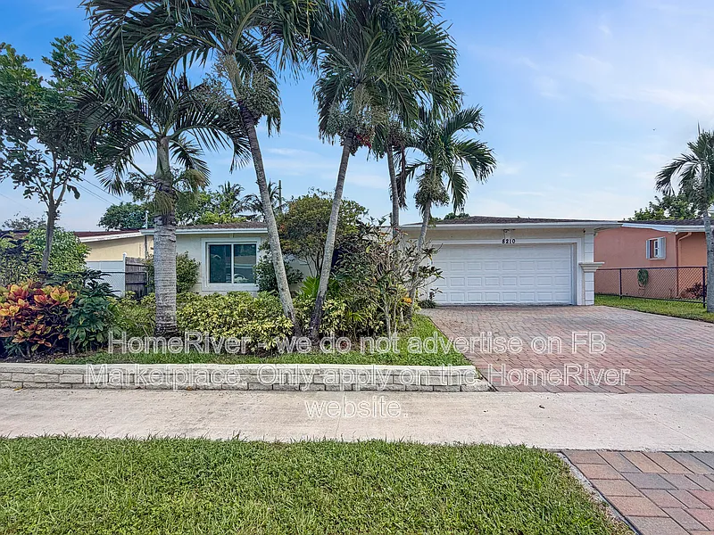 3 bed, 2.0 bath, 1915 sqft, $4,200 — Photo 2