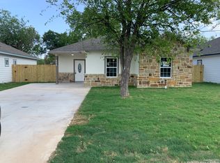 866 W Southcross Blvd, San Antonio, TX 78211
