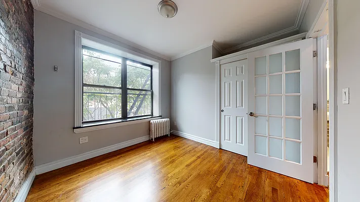 Rented by Bond New York | media 12