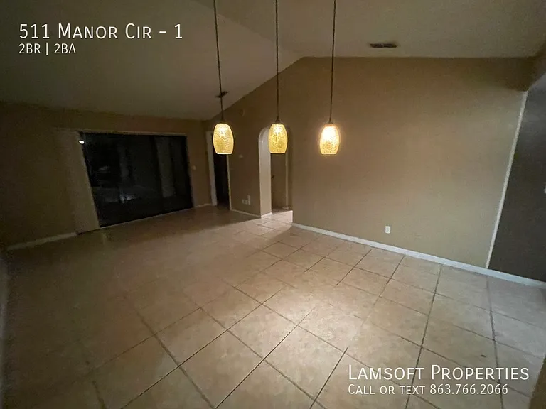 511 Manor Cir #1 — Photo 34