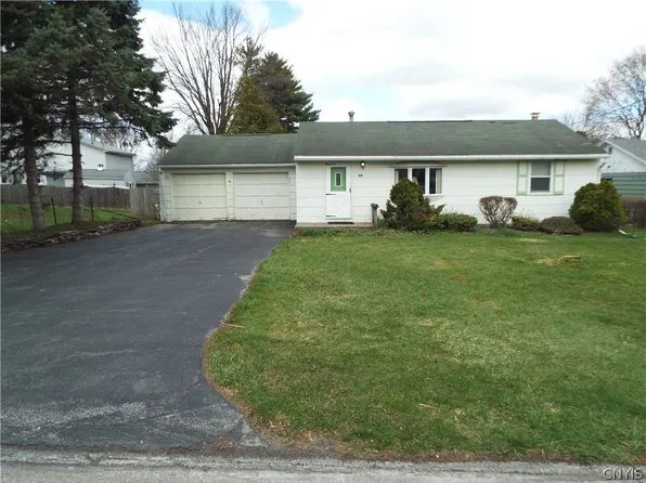 210 S Webber Dr, Chittenango, NY 13037