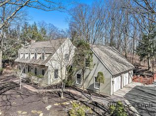 309 Stickney Ridge Rd, Grand Haven, MI 49417