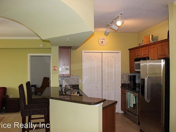 3rd image of 12920 Positano Cir APT 304
